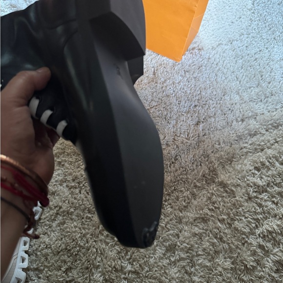 LOUIS VUITTON WONDERLAND RANGER FLAT TALL LEATHER BOOTS . - Picture 9 of 12